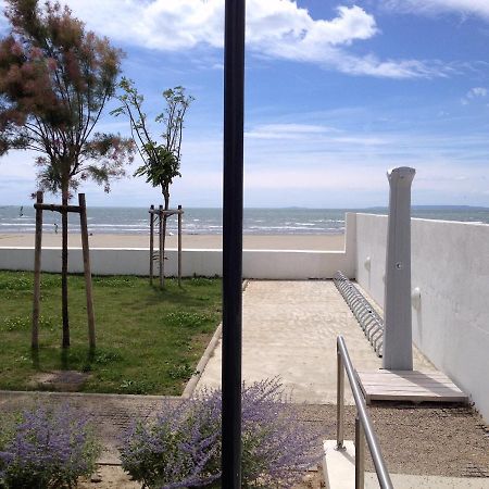 Les Plages Du Grand Vallen - Residence Chateau Leenhardt Le Grau-du-Roi Bagian luar foto